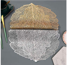 Load image into Gallery viewer, Metallic placemats leaf
